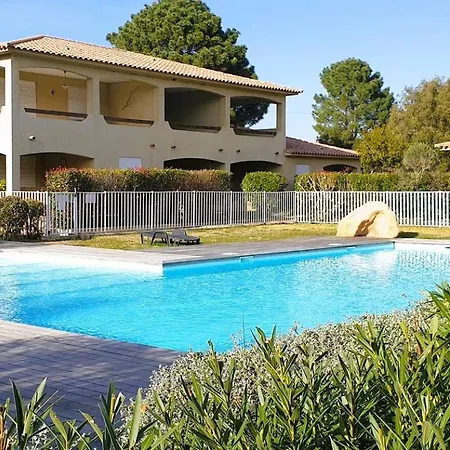 Laurel, 4 Personnes, Piscine, A 2 Min En Voiture Lejlighed